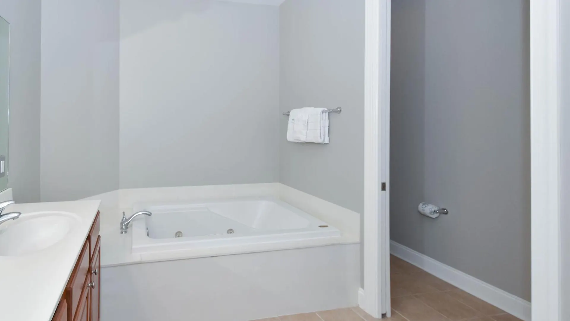 Apartment Silver Beach Towers W202 Destin